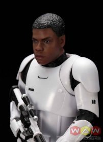 KTOSW124 First Order Stormtrooper - FN-2199 - ARTFX+ - Scale 1/10 - 19 cm.