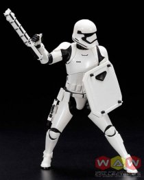 KTOSW124 First Order Stormtrooper - FN-2199 - ARTFX+ - Scale 1/10 - 19 cm.